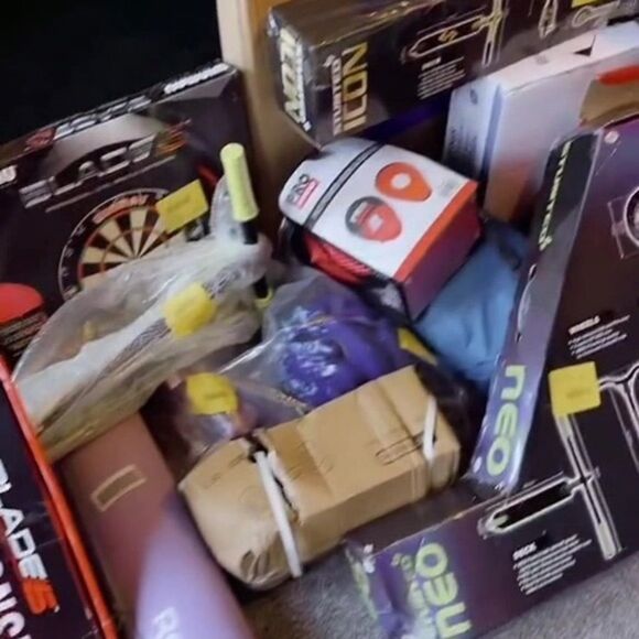 Amazon Returns Mystery Box - Lot of 10 Assorted Items - Picture 3 of 6